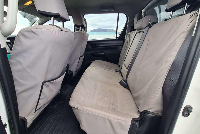 2018 Toyota Hilux SR