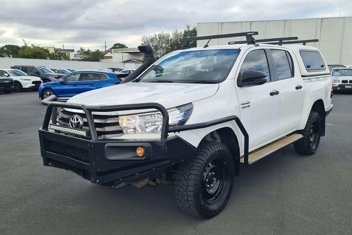 2018 Toyota Hilux SR