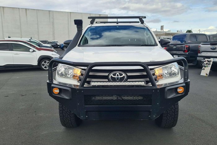 2018 Toyota Hilux SR