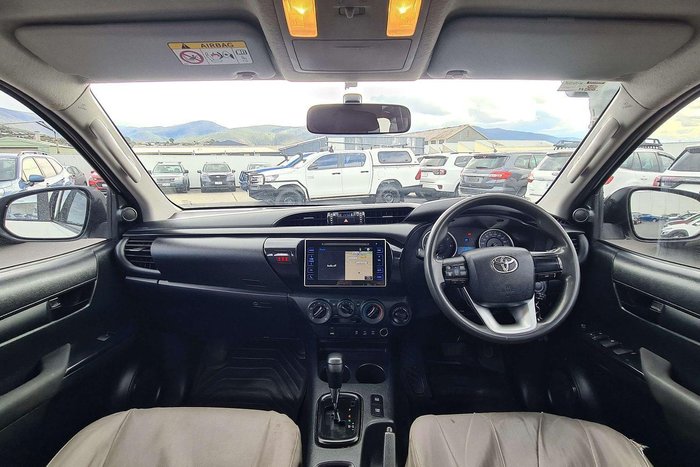2018 Toyota Hilux SR