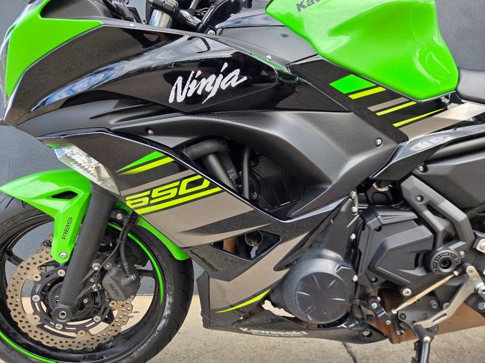 2019 Kawasaki NINJA (EX650) GREEN