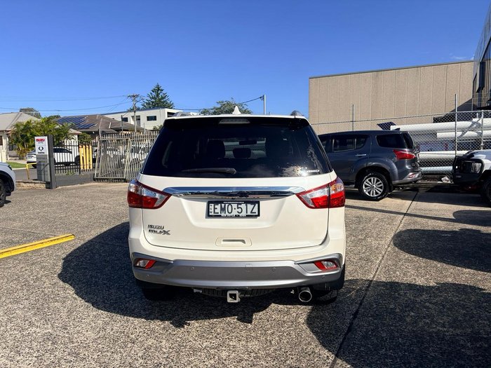 2021 Isuzu MU-X LS-T