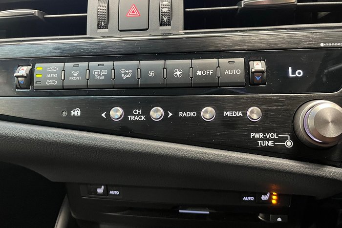 2021 Lexus ES ES300h Luxury