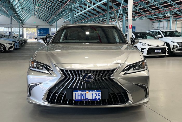 2021 Lexus ES ES300h Luxury