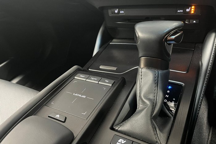 2021 Lexus ES ES300h Luxury