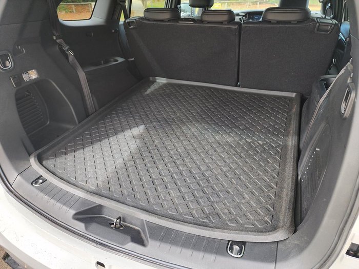 2025 Isuzu MU-X LS-T