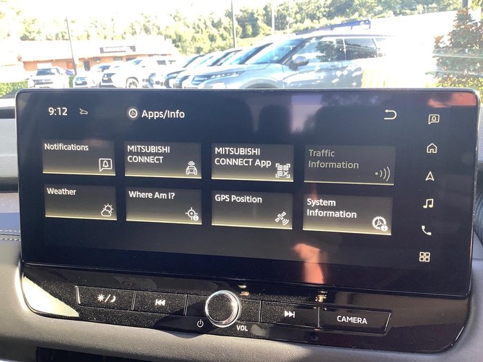 2025 Mitsubishi Outlander LS