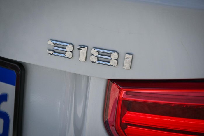 2016 BMW 3 Series 318i Sport Line