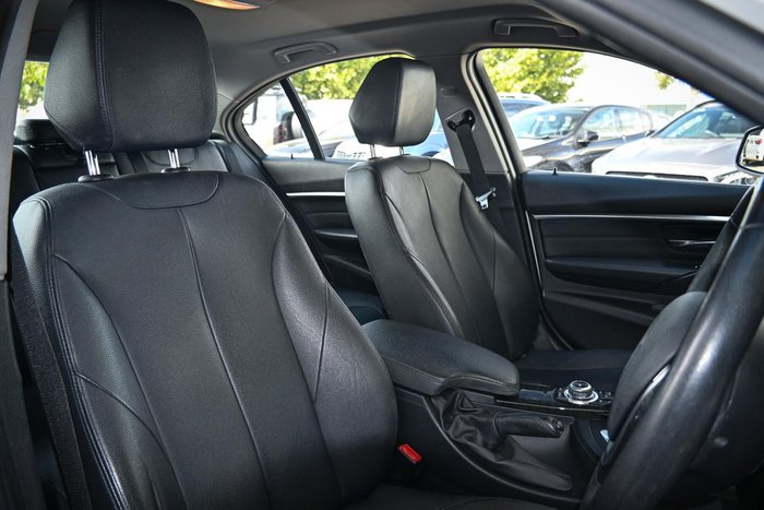 2016 BMW 3 Series 318i Sport Line
