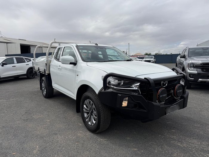 2024 Mazda BT-50 XT
