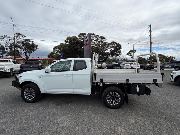 2024 Mazda BT-50 XT