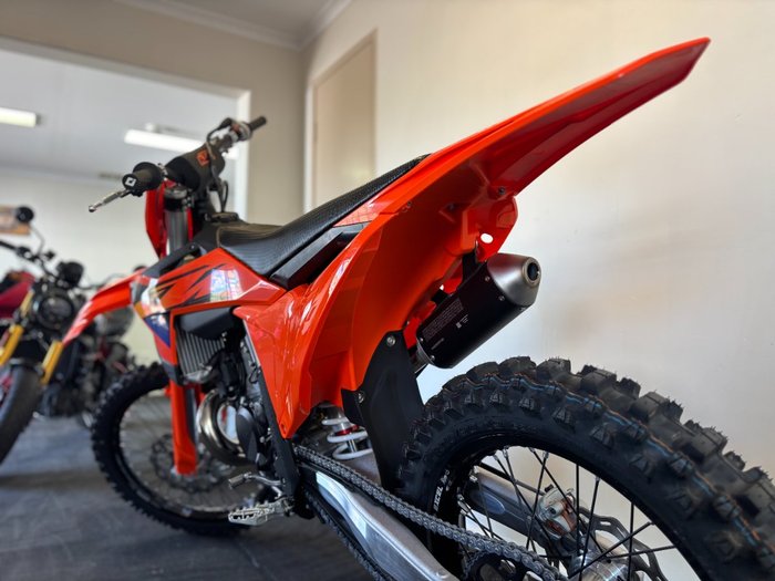 2026 Ktm 250 SX Orange