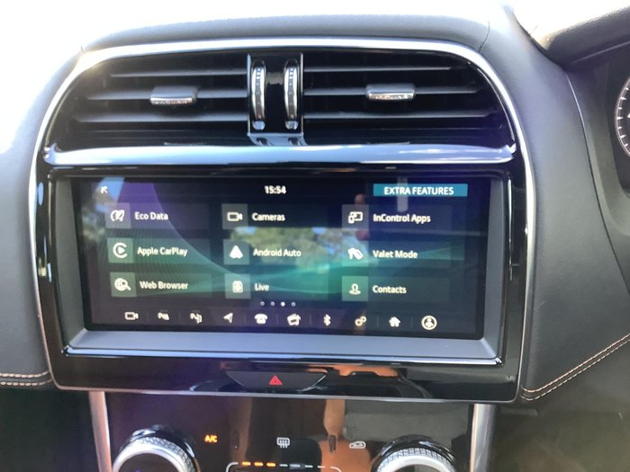 2019 Jaguar XE P300 R-Dynamic SE