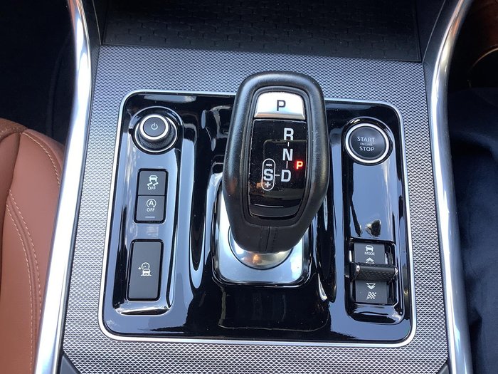 2019 Jaguar XE P300 R-Dynamic SE