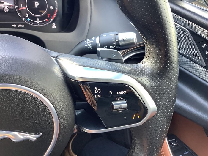 2019 Jaguar XE P300 R-Dynamic SE