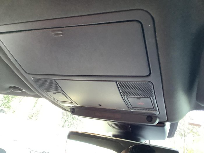 2019 Jaguar XE P300 R-Dynamic SE