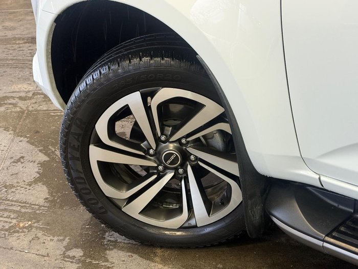 2021 Isuzu MU-X LS-T