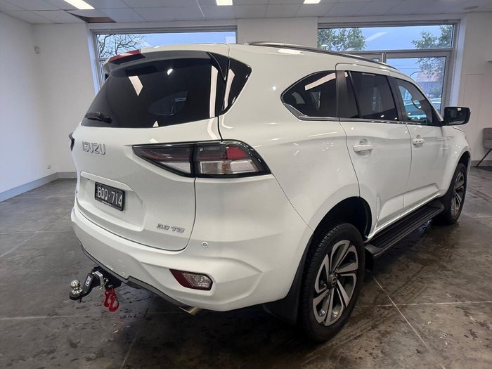 2021 Isuzu MU-X LS-T