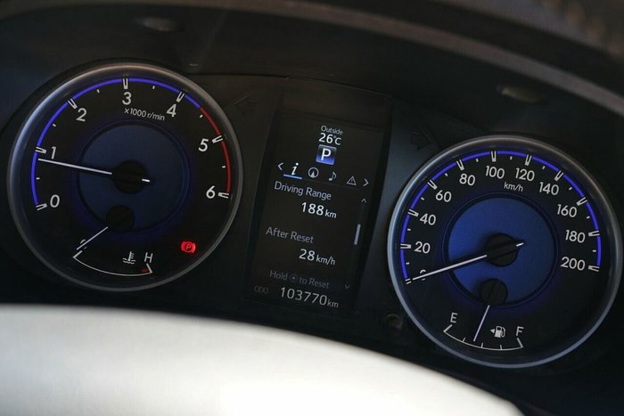 2018 Toyota Hilux SR5