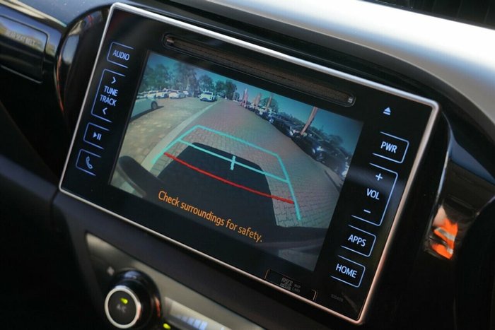 2018 Toyota Hilux SR5