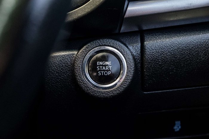 2017 Toyota Hilux SR5