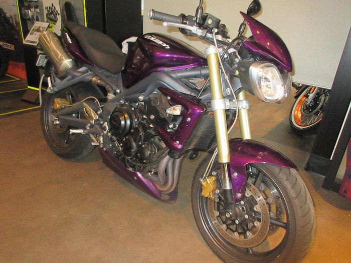 2011 Triumph Street Triple 675 Street Triple Purple