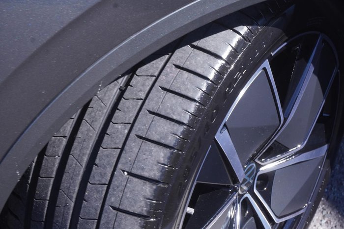 2024 Volkswagen Touareg 210TDI R-Line