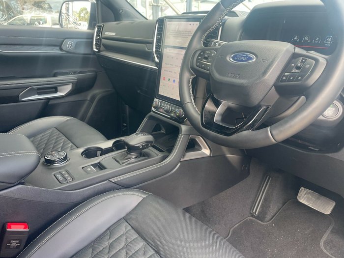 2025 Ford Everest Platinum