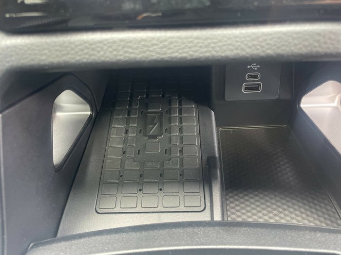 2025 Ford Everest Platinum