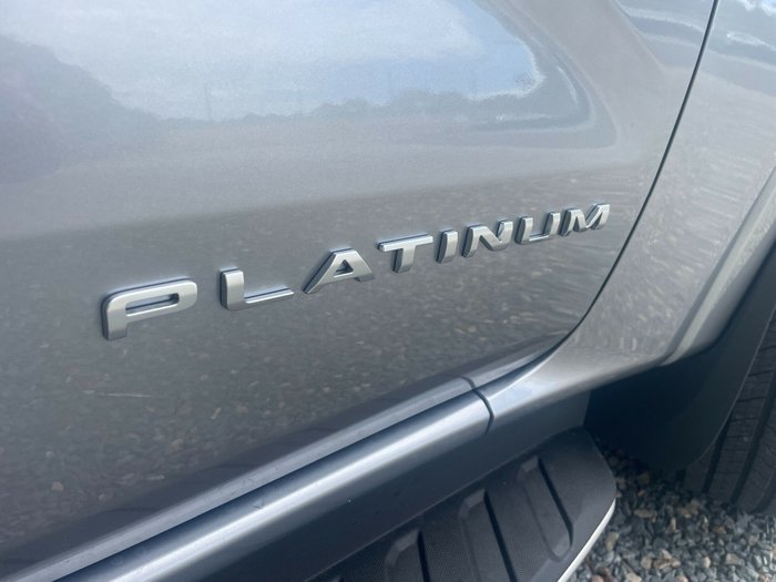 2025 Ford Everest Platinum