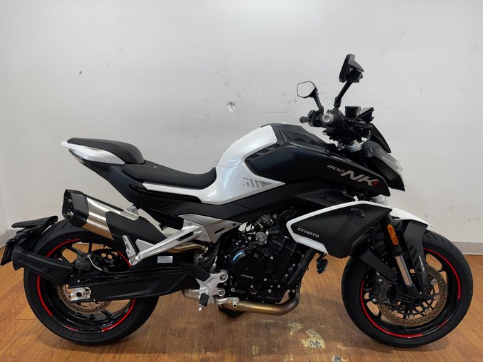 2024 CFMoto NK ADVANCE WHITE