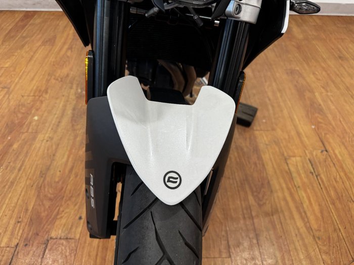 2024 CFMoto NK ADVANCE WHITE