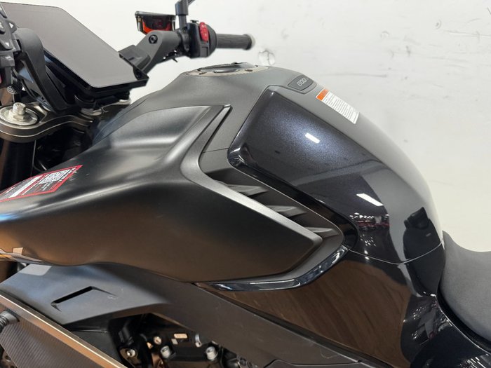 2024 CFMoto NK ADVANCE WHITE