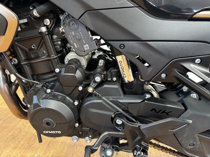 2024 CFMoto NK ADVANCE WHITE