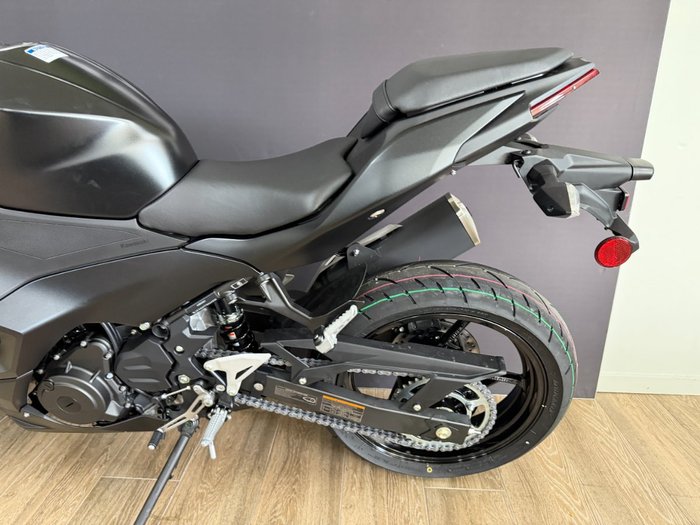 2026 Kawasaki NINJA 500 Black
