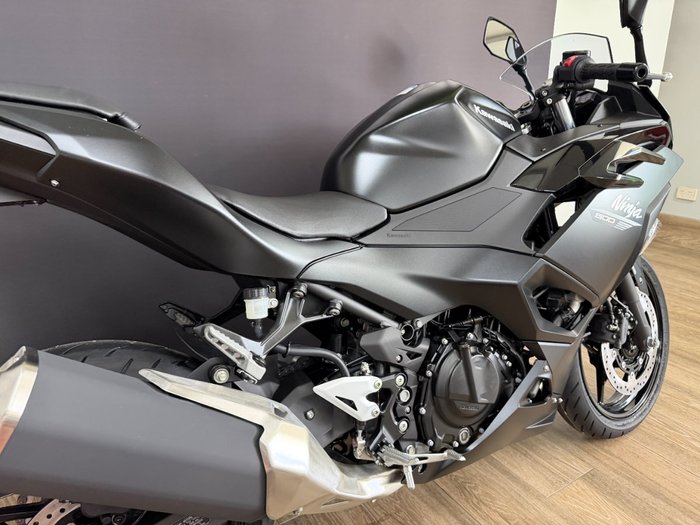 2026 Kawasaki NINJA 500 Black