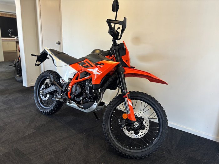 2025 Ktm 390 ENDURO R Orange