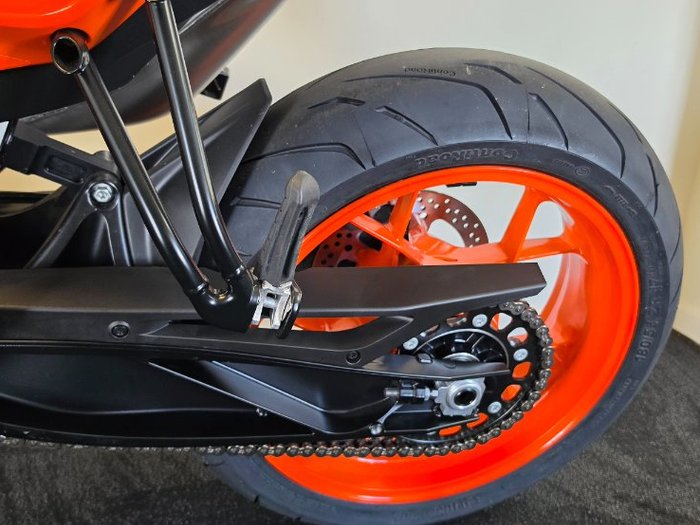 2023 Ktm 890 DUKE GP Black