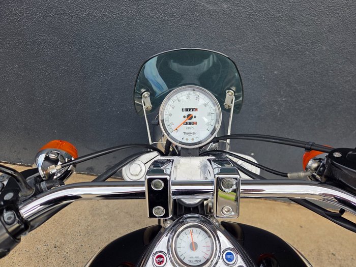 2009 Triumph SPEEDMASTER BLACK