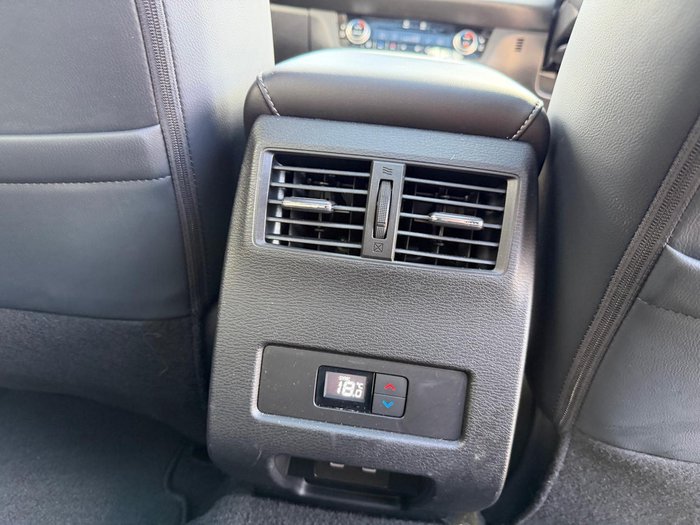 2025 Mitsubishi Outlander Exceed