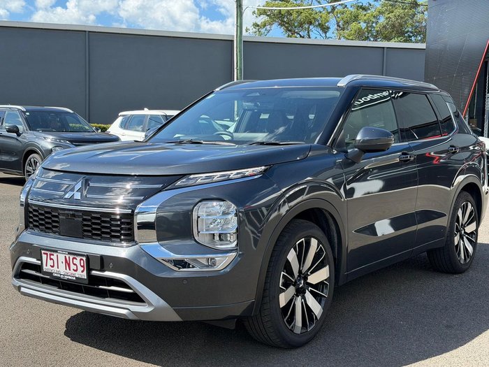 2025 Mitsubishi Outlander Exceed