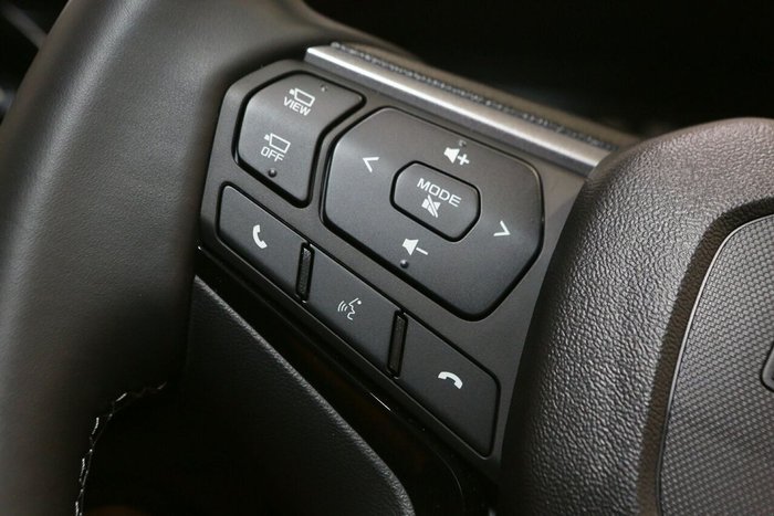 2025 Isuzu MU-X LS-T