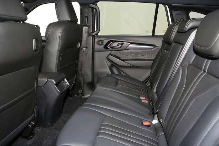 2025 Isuzu MU-X LS-T