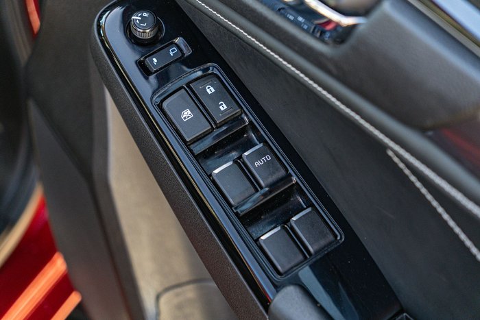 2022 Isuzu MU-X LS-T