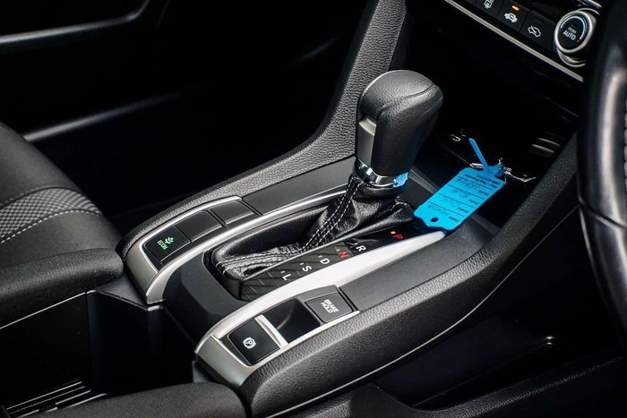 2020 Honda Civic VTi-S