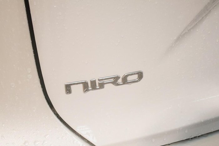 2022 Kia Niro HEV GT-Line