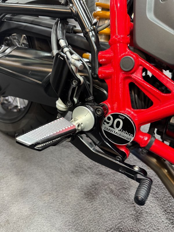 BMW Motorrad BMW R NINET 0D Man Opt 719 Night Black/Aluminum