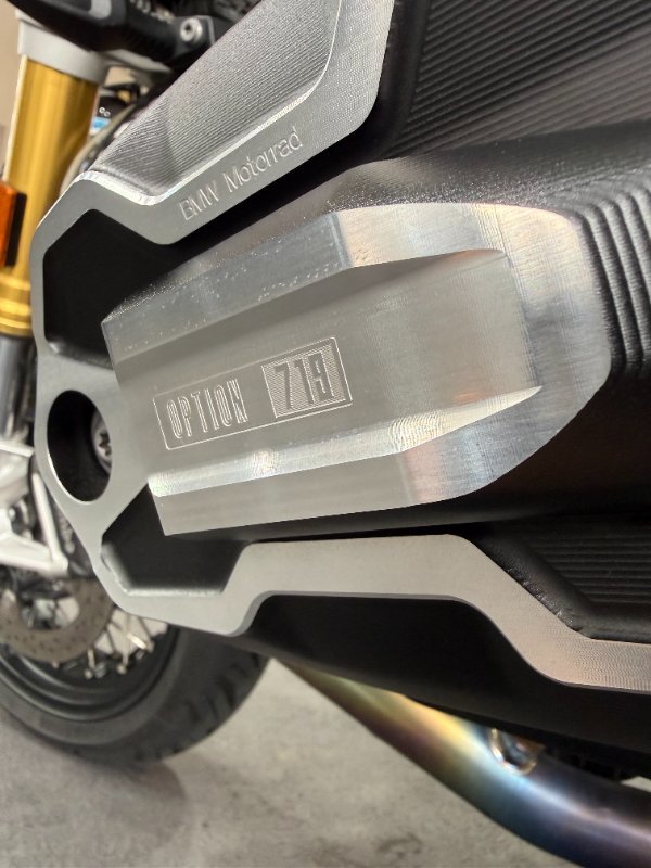 BMW Motorrad BMW R NINET 0D Man Opt 719 Night Black/Aluminum