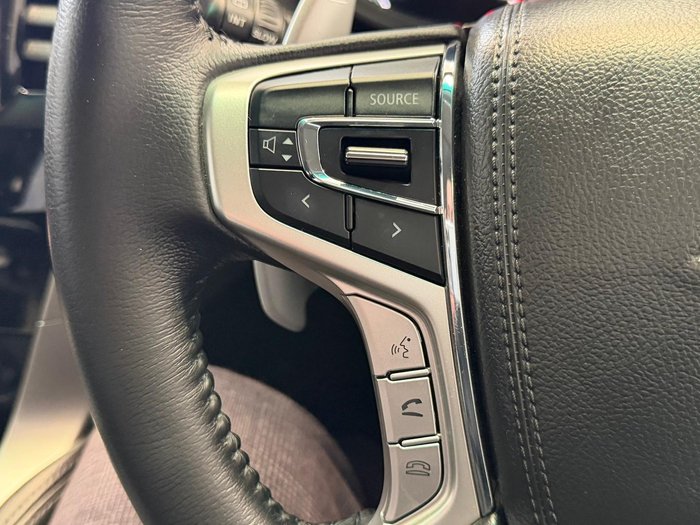 2022 Mitsubishi Pajero Sport GLX