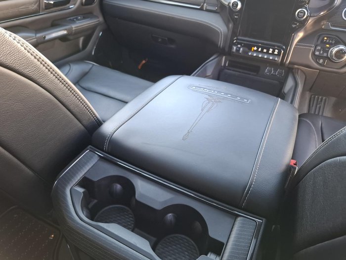 2022 RAM 1500 Limited RamBox DT MY22 4X4 Dual Range Granite Crystal